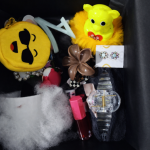 π Gift Hamper For Girls β Cute & Trendy Surprise Box