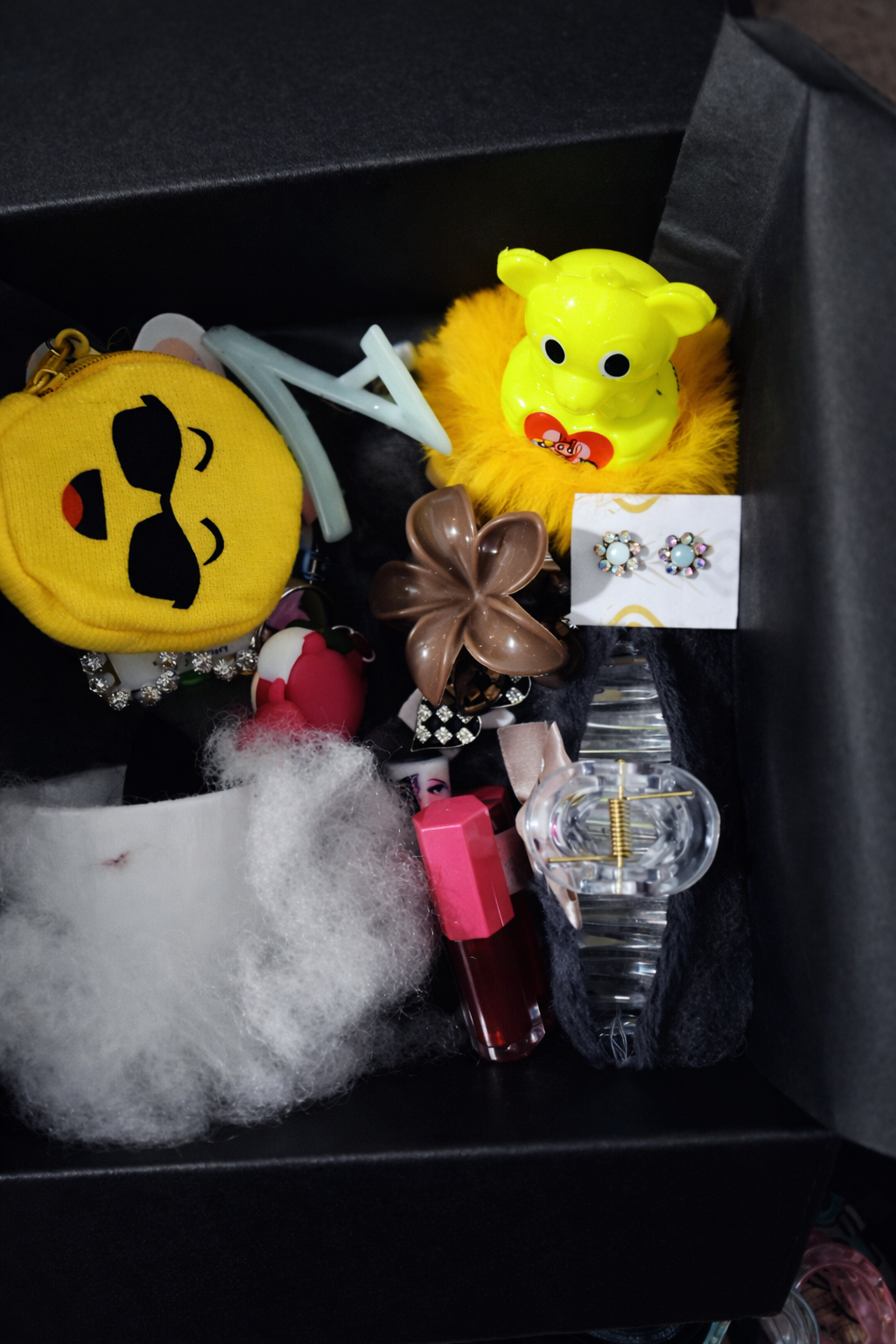 π Gift Hamper For Girls β Cute & Trendy Surprise Box π Gift Hamper For Girls β Cute & Trendy Surprise Box