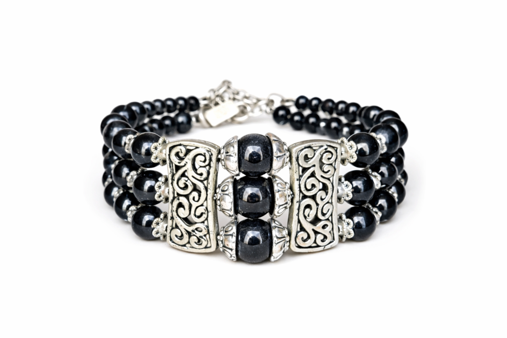 elegant black beaded antique silver bracelet